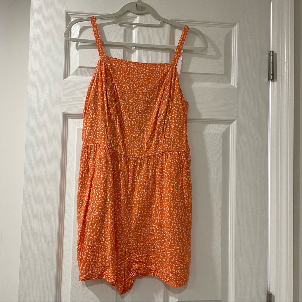Smocked romper with Pockets